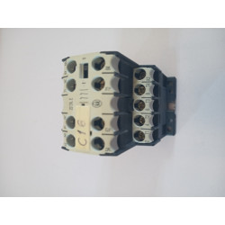 CONTACTOR TRIFASICO MOELLER 15A 600V CON AUXILIARES NC Y NA